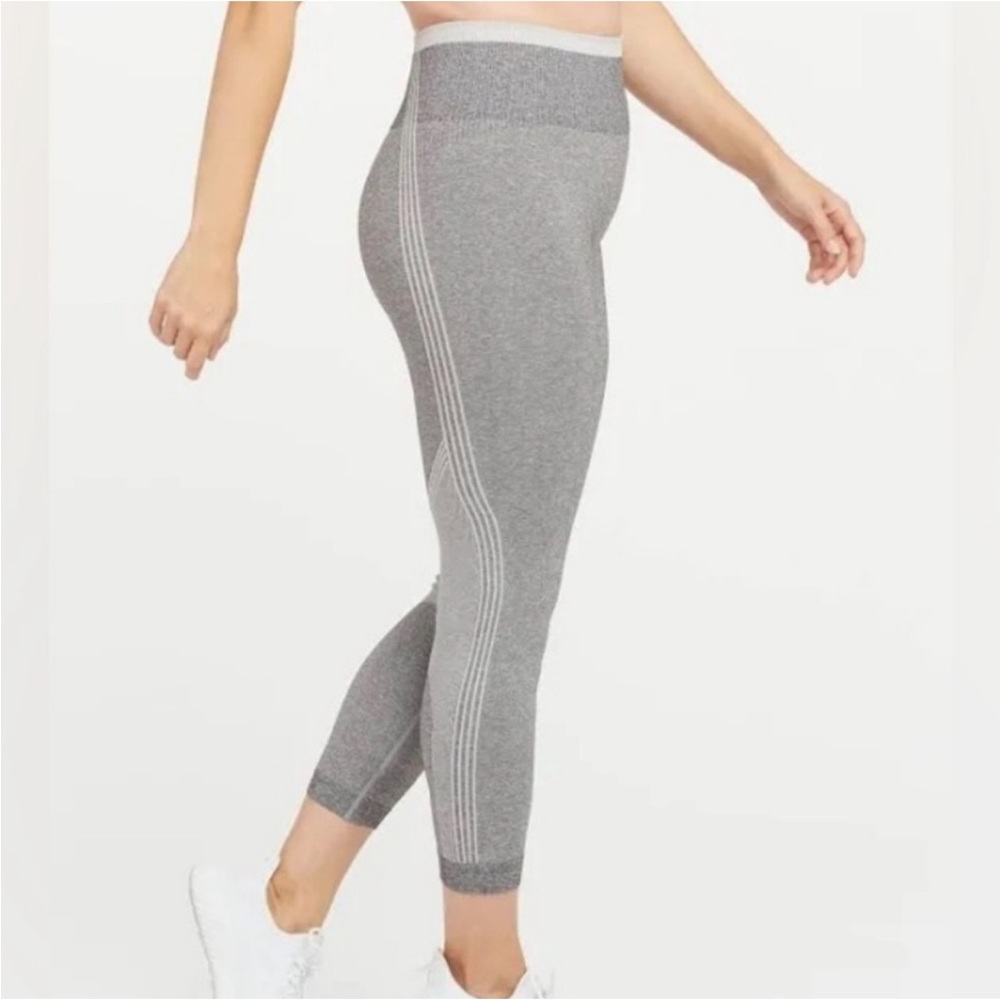 Spanx NWT Seamless Sculpt Leggings in spacedye cloudy grey color